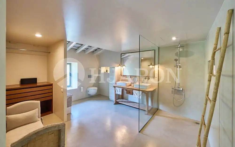 Badezimmer von Haus oder Chalet zum Verkauf in Alella mit Klimaanlage, Heizung und Privatgarten