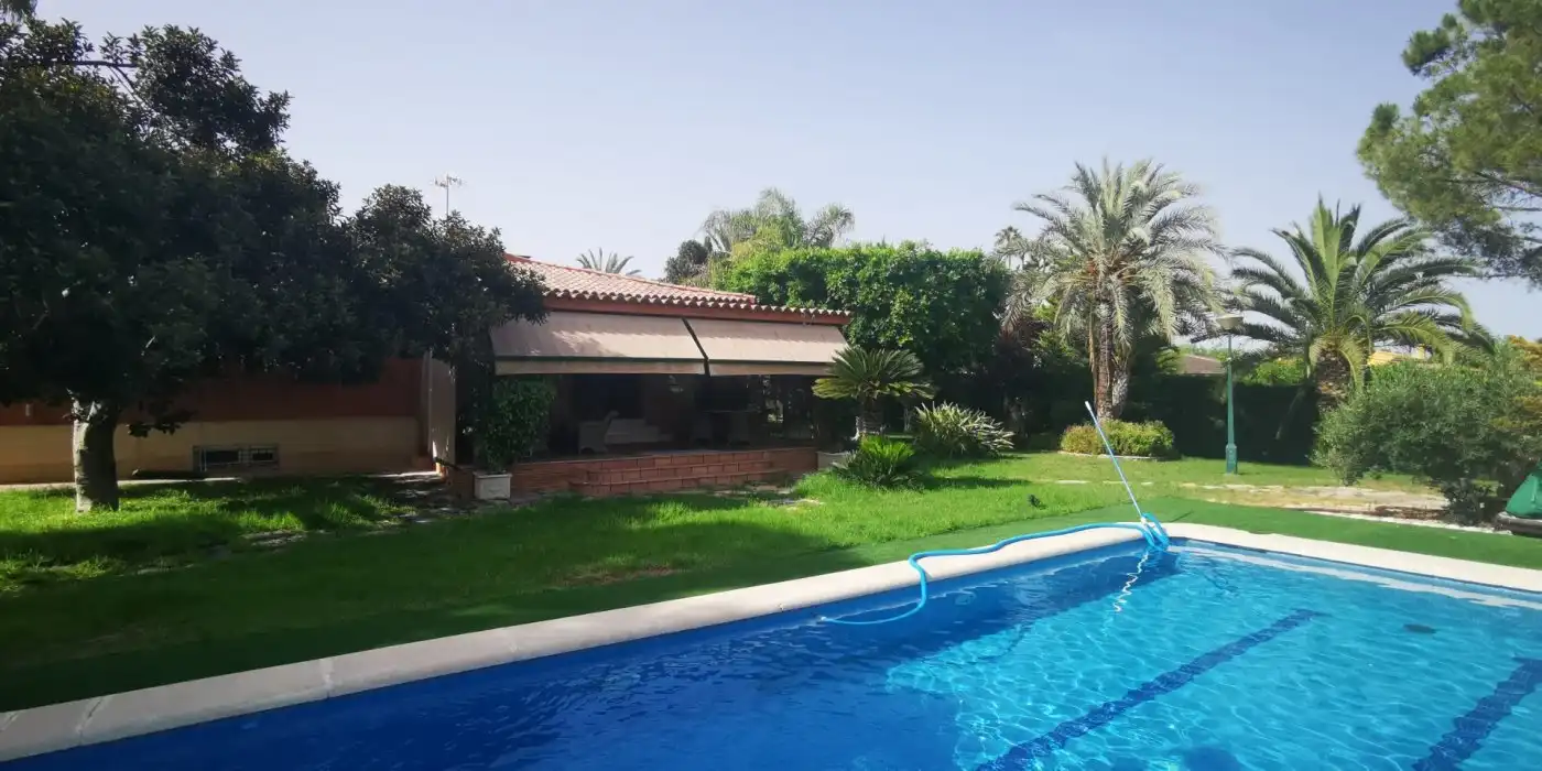 Jardí de Casa o xalet en venda en Elche / Elx amb Aire condicionat, Jardí privat i Terrassa