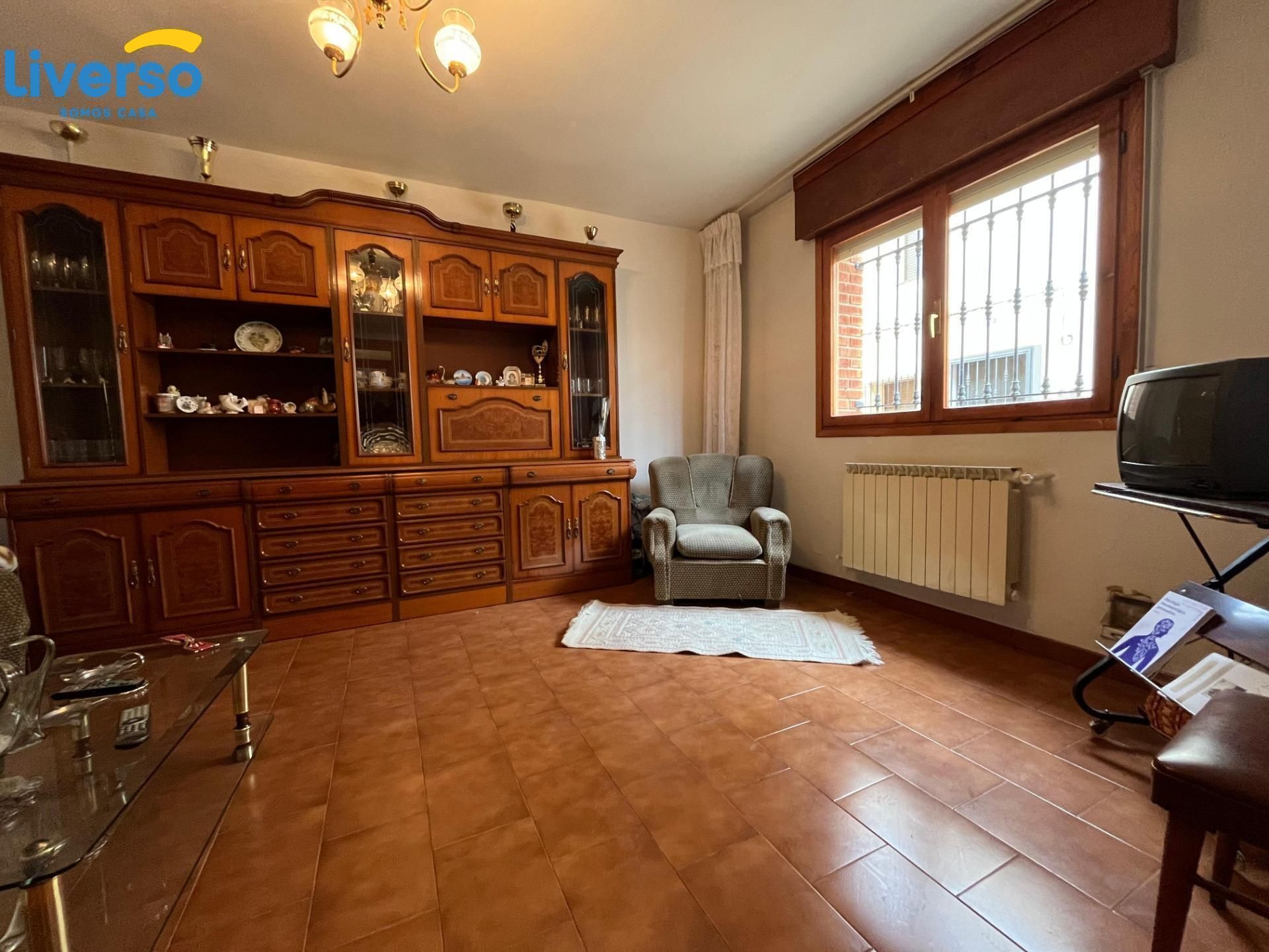 Sala de estar de Casa o chalet de alquiler en Grisaleña con Terraza, Trastero y Amueblado