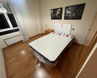 Bedroom of Flat to share in  Logroño  with Furnished