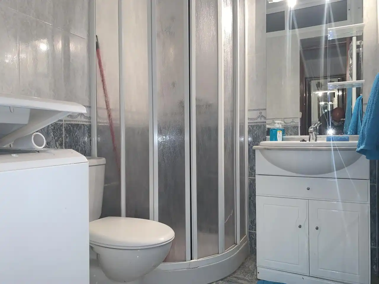 Bany de Planta baixa de lloguer en Madrid amb Calefacció i Moblat