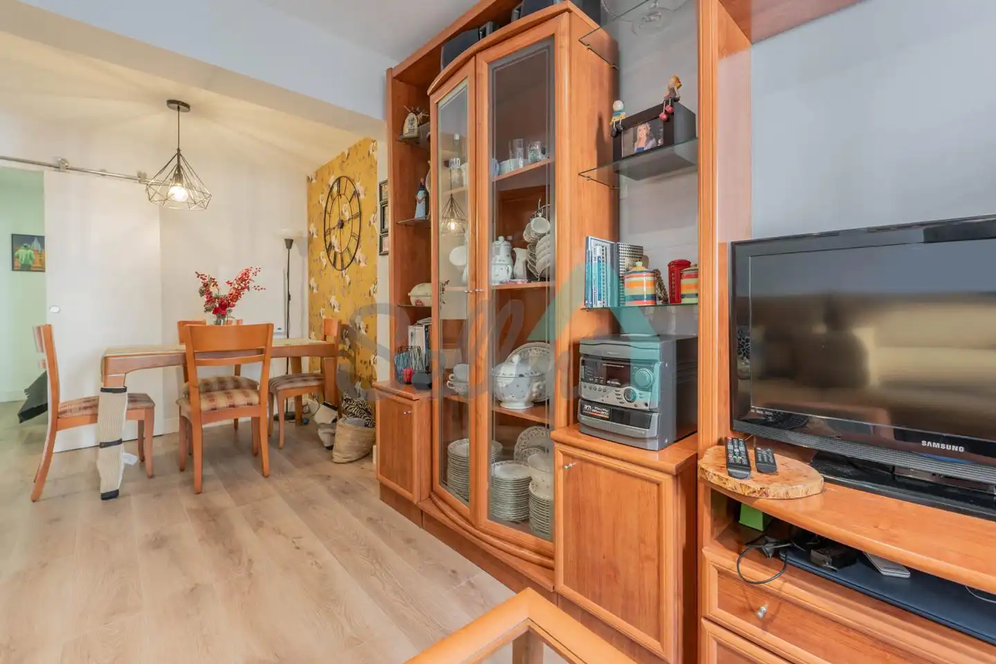 Flat for rent in Del General Elorza, Milán - Pumarín