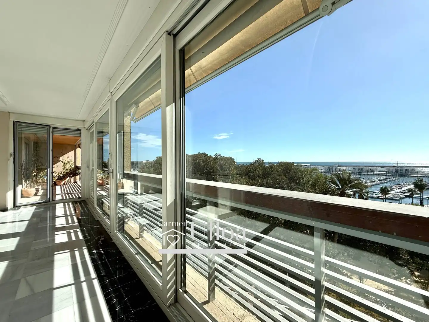 Terrassa de Apartament en venda en Alicante / Alacant amb Aire condicionat, Calefacció i Jardí privat