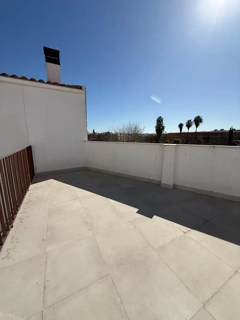Apartament amb terrassa en venda a Casco Antiguo, imagen 4