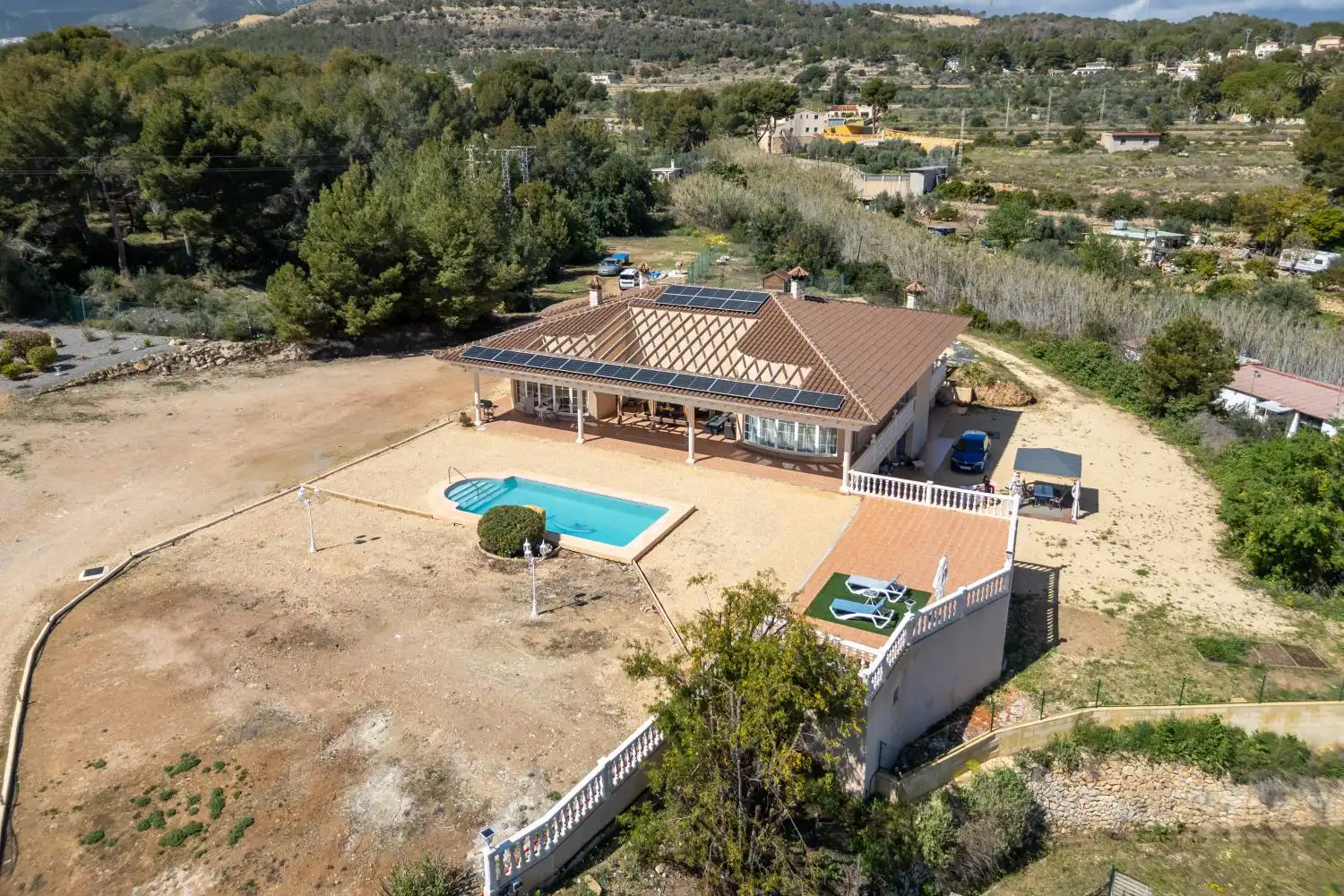Vista exterior de Casa o chalet en venta en L'Alfàs del Pi con Aire acondicionado, Jardín privado y Terraza