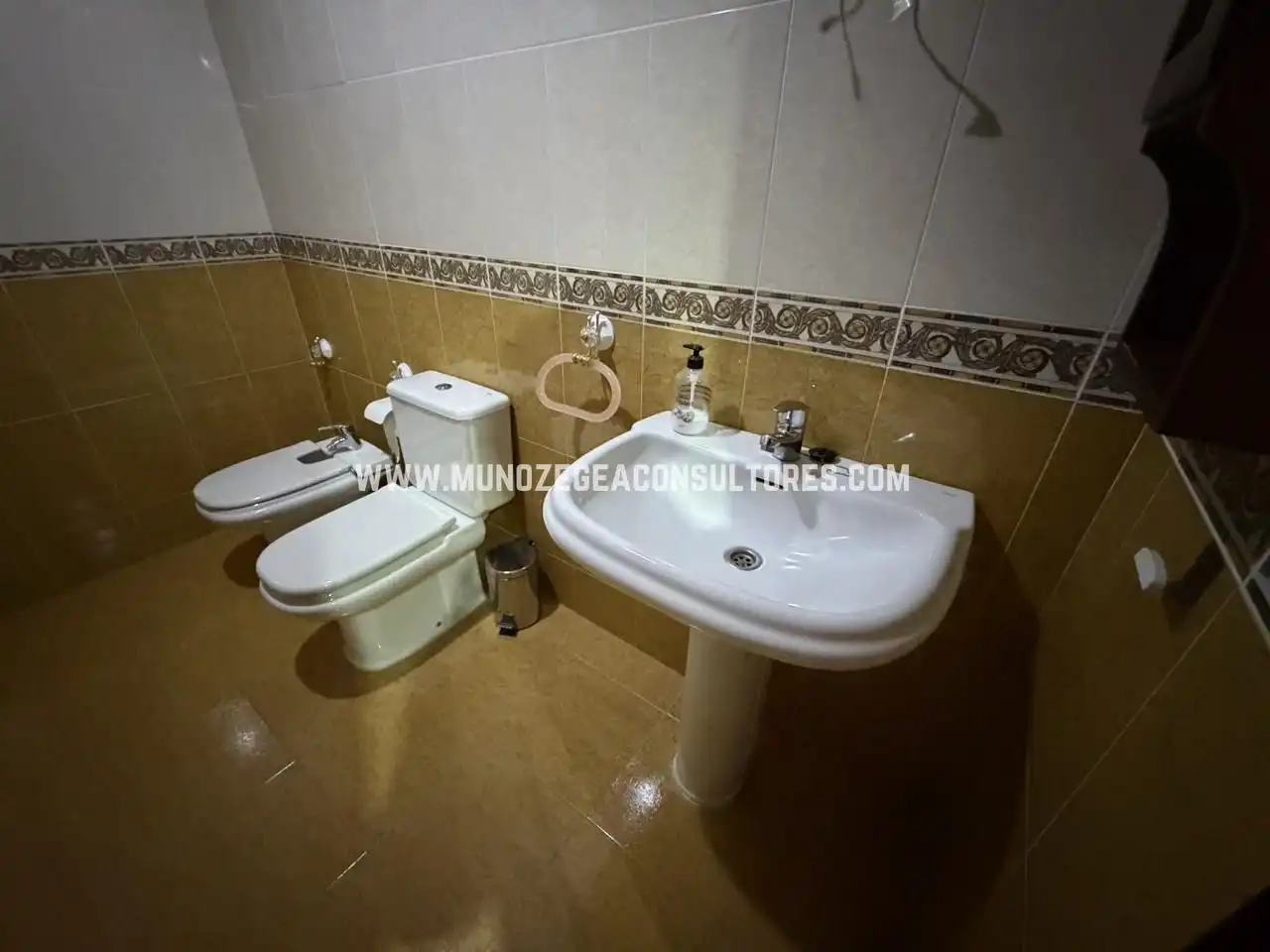 Baño de Planta baja en venta en Lucena con Aire acondicionado y Trastero
