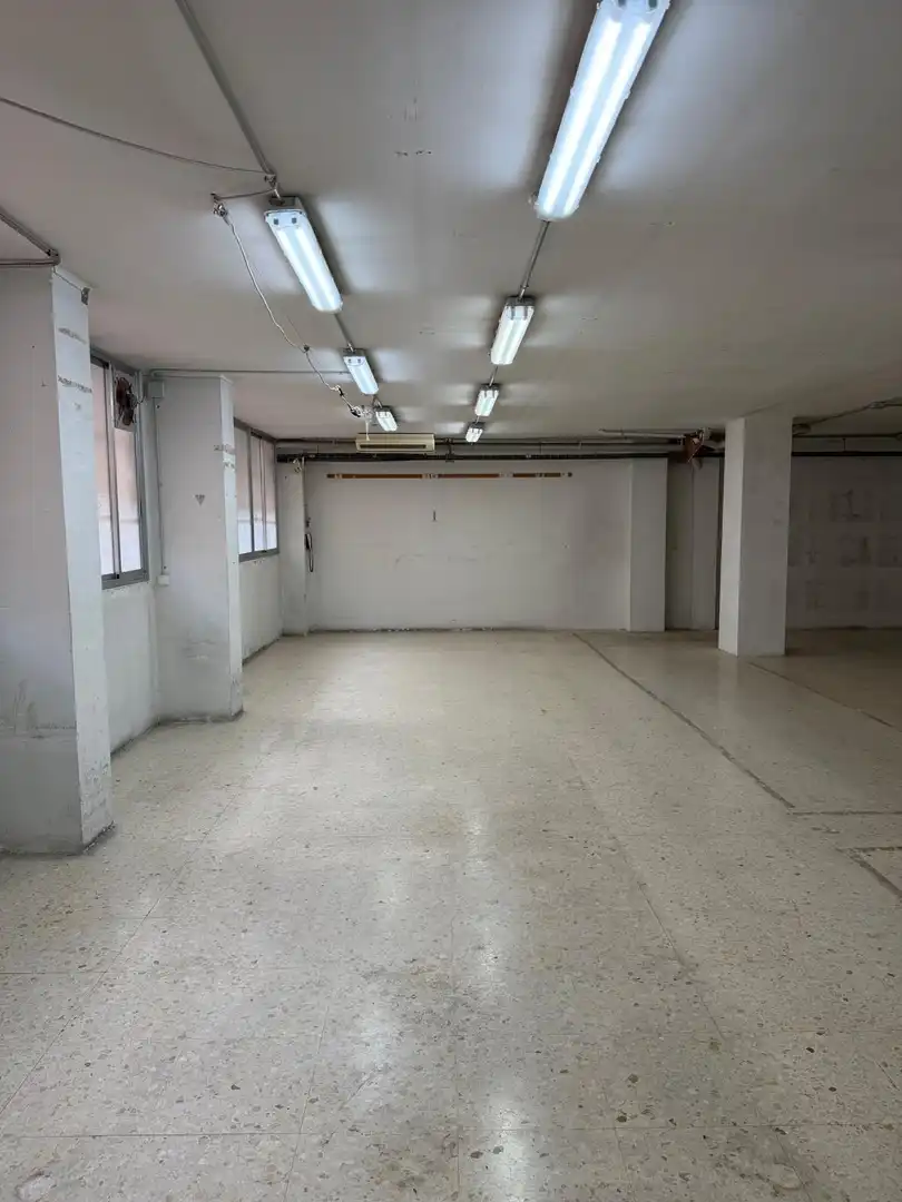 Business premises to rent in BADAL 58, imagen 5