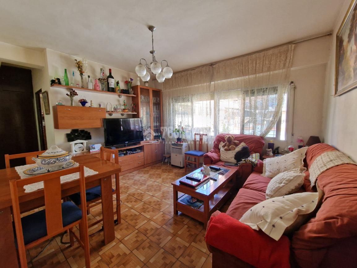 Sala d'estar de Pis en venda en  Madrid Capital amb Calefacció