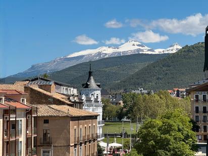 Exterior view of Flat for sale in Jaca  with Heating, Parquet flooring and Terrace