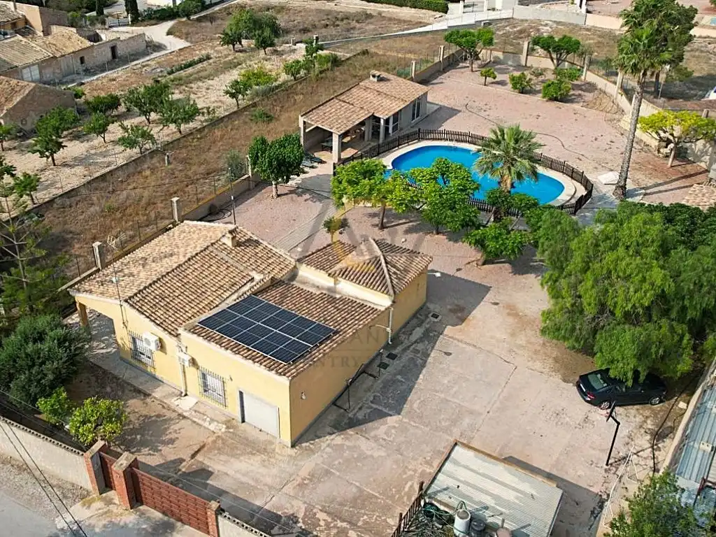 Chalet con piscina en venta en La Romana, imagen 3
