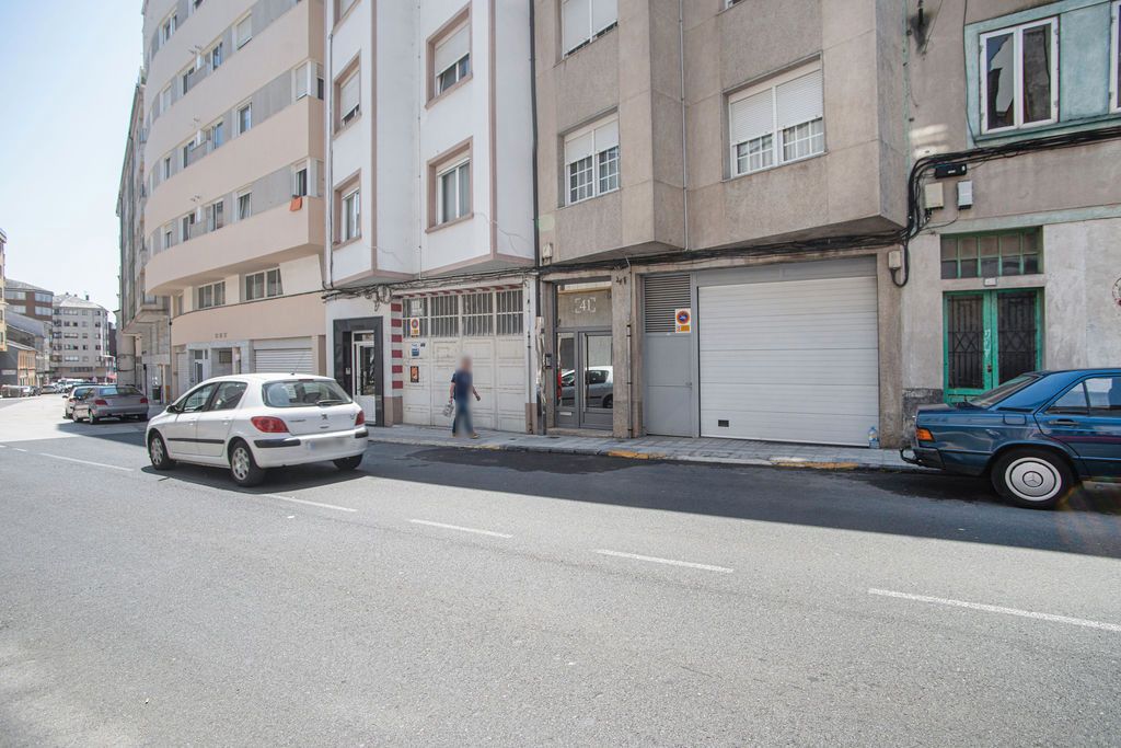 Vista exterior de Piso en venta en Lugo Capital