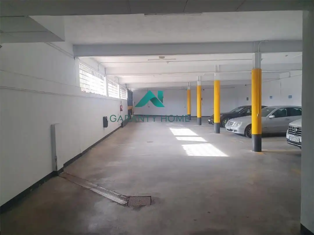 Parking of Office for sale in Granada