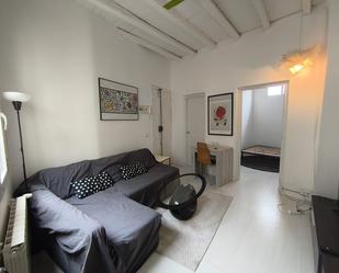 Living room of Attic to rent in  Madrid Capital  with Air Conditioner, Heating and Balcony
