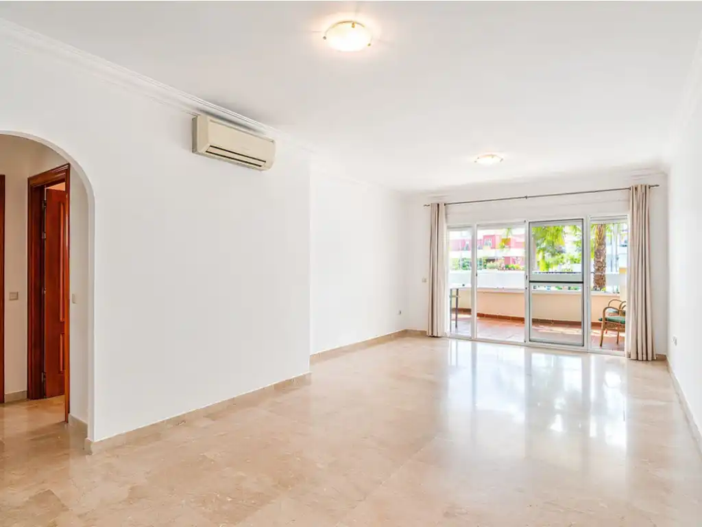 Wohnzimmer von Wohnung zum Verkauf in Mijas mit Klimaanlage, Möbliert und Ofen