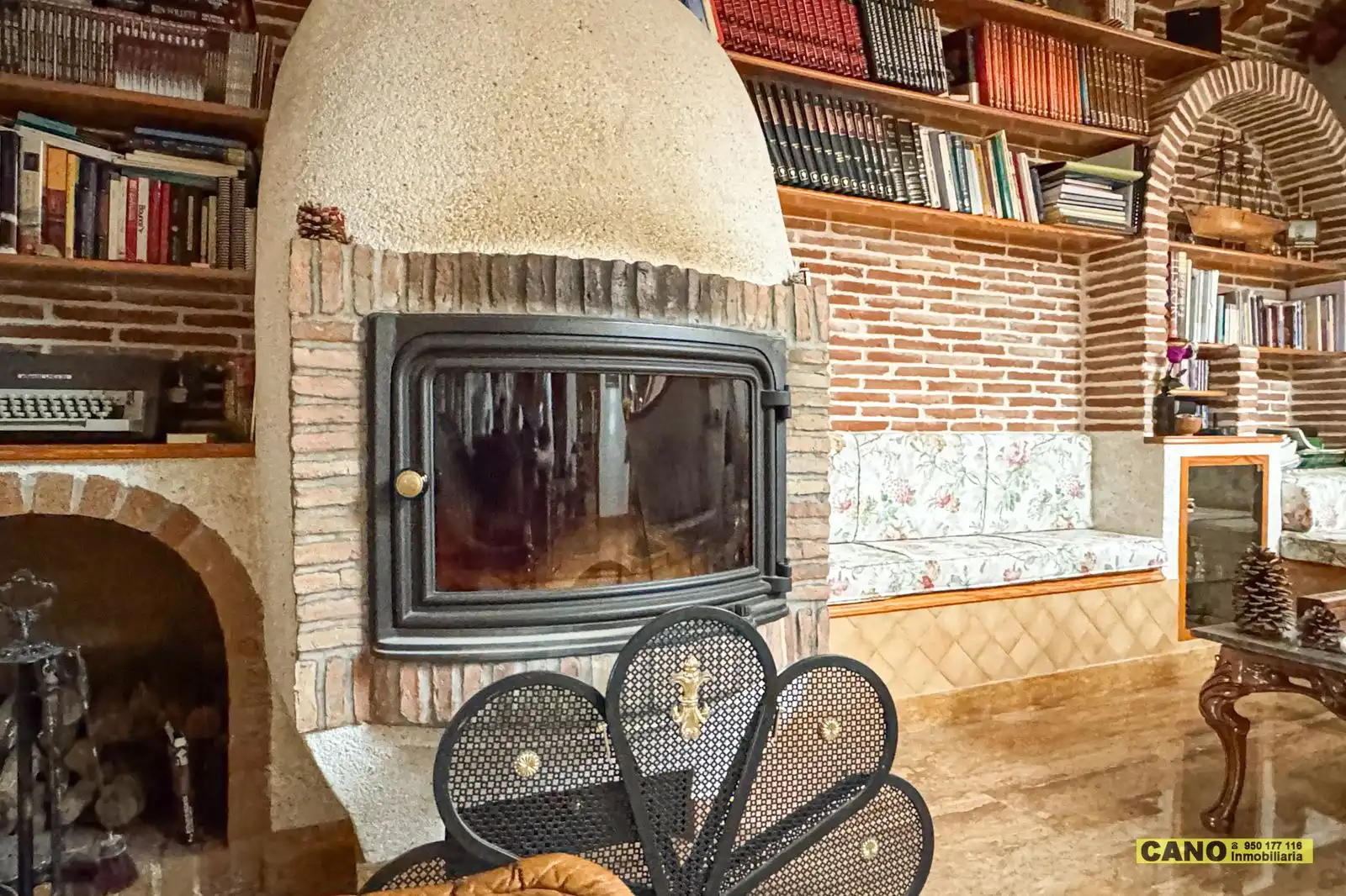 Sala de estar de Casa o chalet en venta en Almería con Aire acondicionado, Calefacción y Piscina
