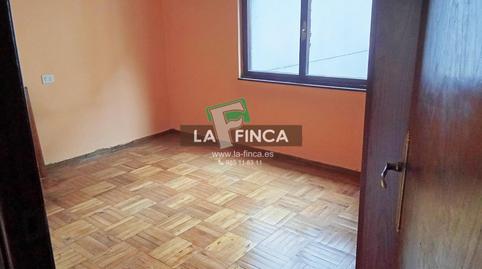 Foto 4 de Piso en venta en Tenderina, Fozaneldi - Tenderina, Asturias