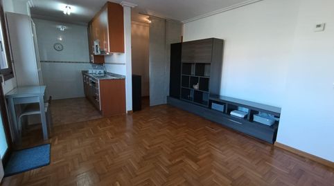 Foto 3 de Apartament en venda a El Carbayedo - El Quirinal, Avilés