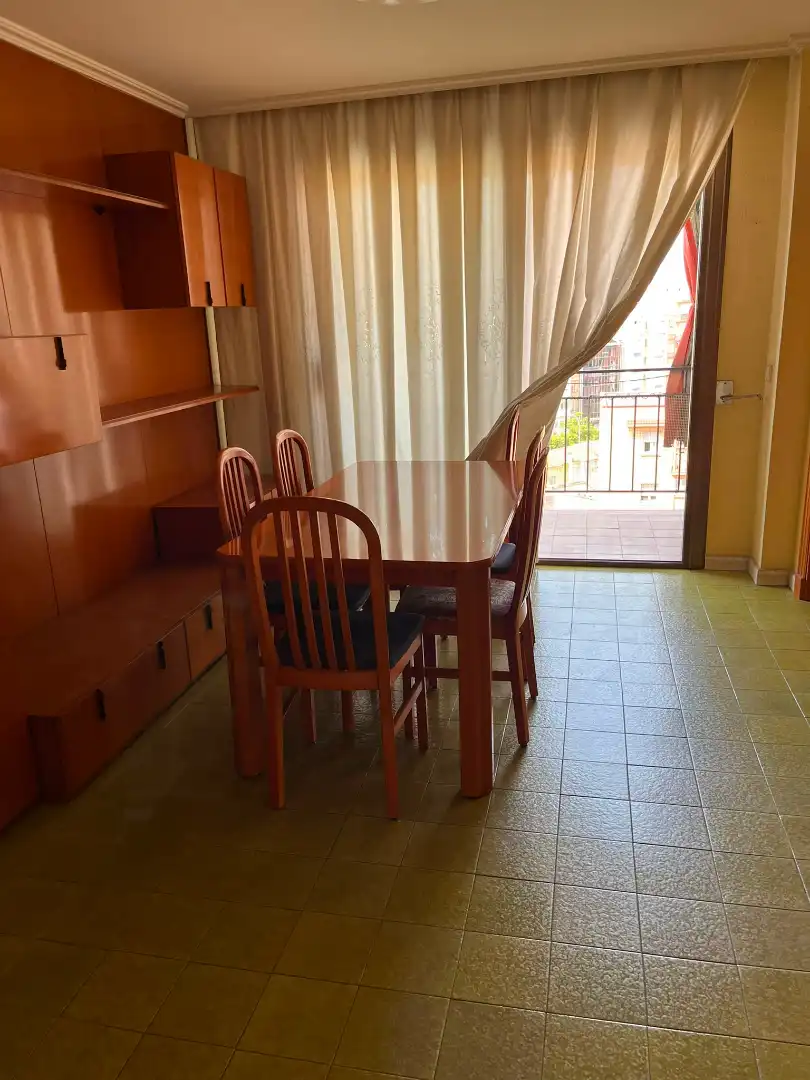 Dining room of Flat for sale in Sabadell  with Air Conditioner, Heating and Oven