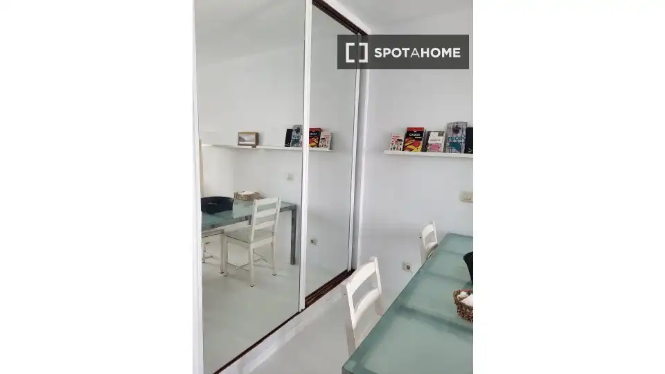 Habitación de Apartamento para compartir en Teguise con Aire acondicionado, Terraza y Amueblado