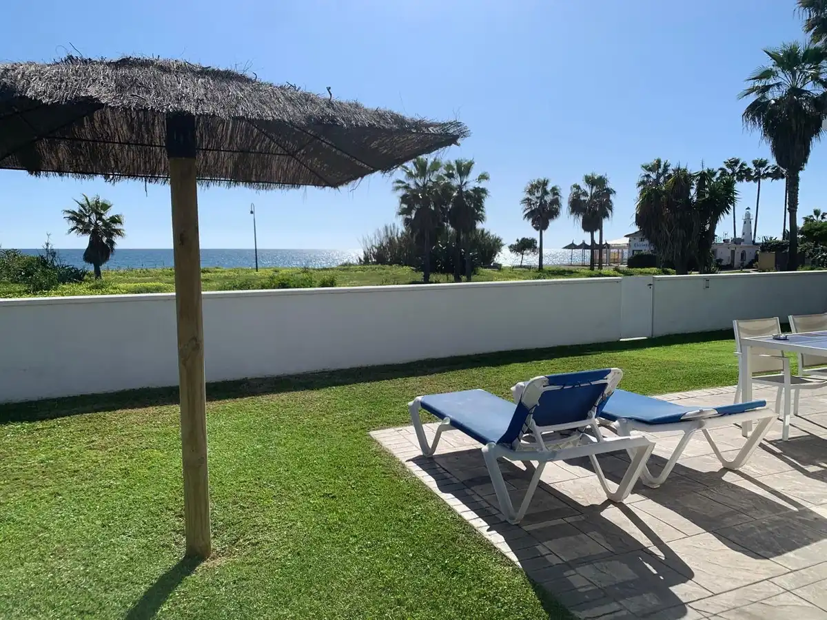Jardín de Casa o chalet de alquiler en Estepona con Aire acondicionado, Piscina y Amueblado