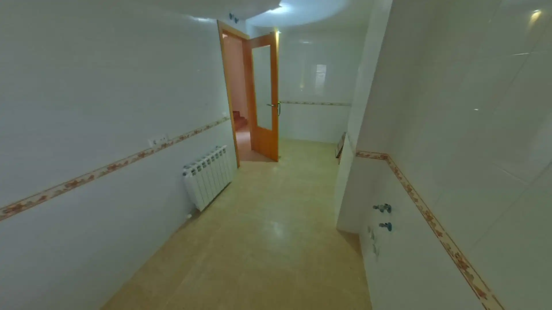 Casa adosada en venda en Villaverde de Medina amb Terrassa