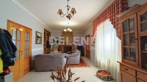 2624 CASA CON PATIO,NAVE Y LOCAL EN TOBARRA
