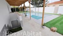 Swimming pool of House or chalet for sale in Riba-roja de Túria  with Air Conditioner, Heating and Private garden