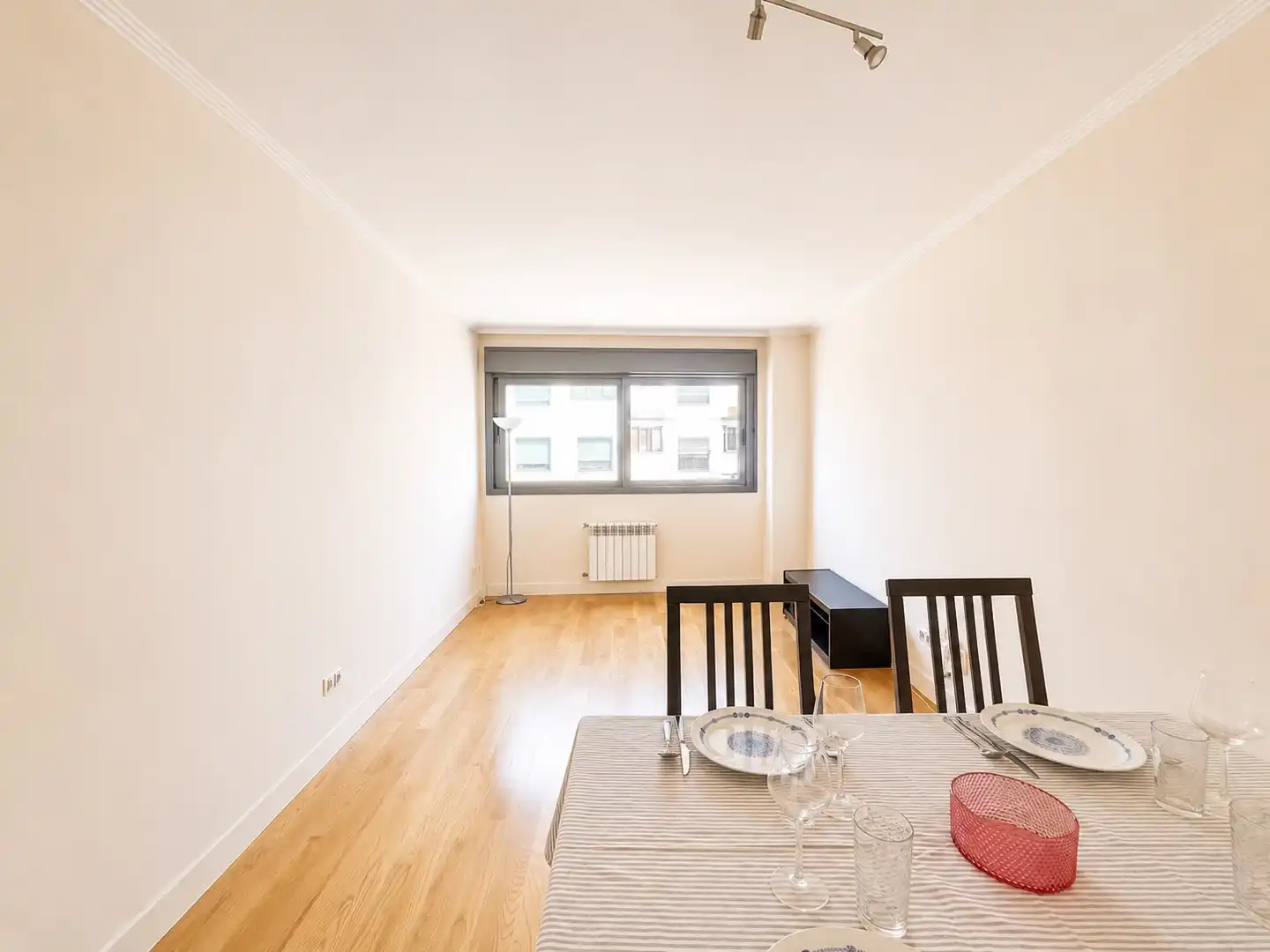 Dining room of Flat for sale in Madrid  with Air Conditioner, Private garden and Storage room
