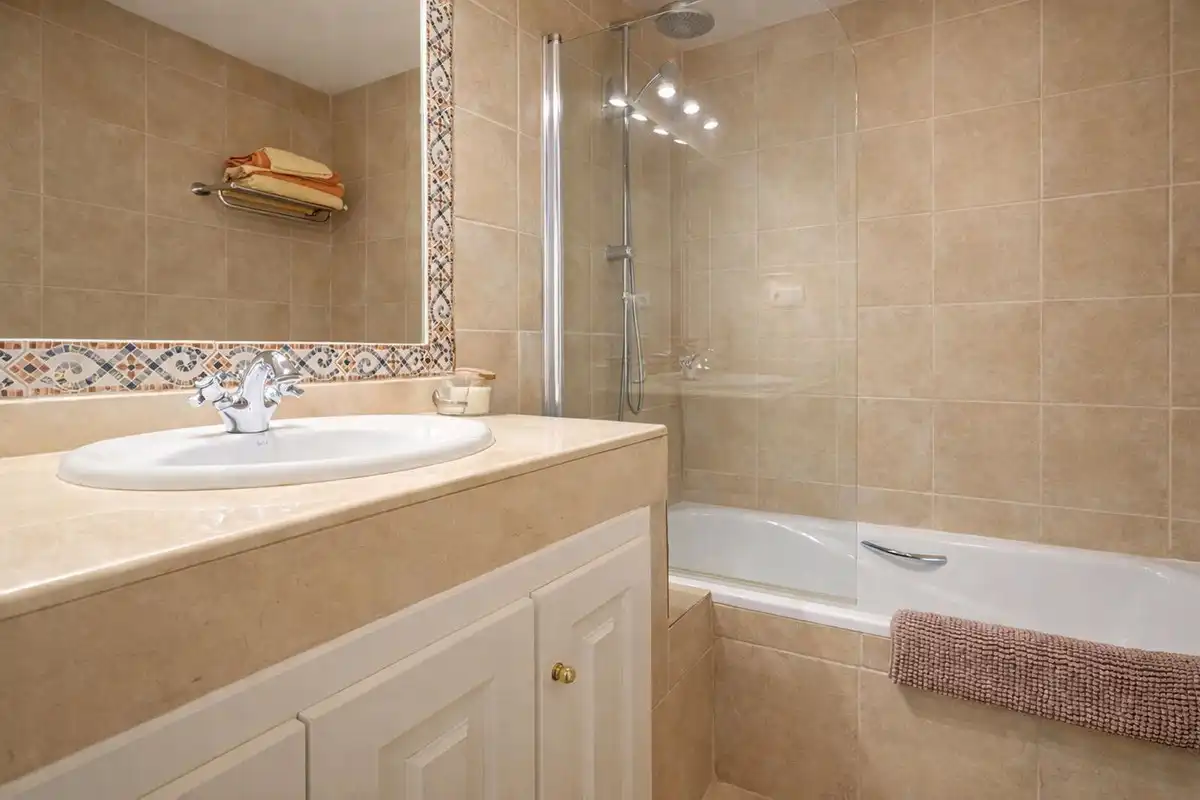 Reihenhaus mit Pool zum Verkauf in Benahavís - BenahavÃÂ­s,La Heredia,Calle del Alcuzcuz, imagen 14
