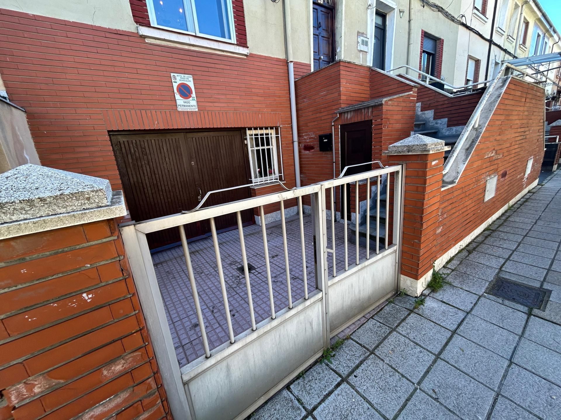 Single-family semi-detached for sale in El Ejido - Santa Ana
