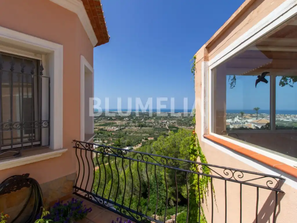 Houses for sale in Calle Hebe, La Pedrera - Vessanes