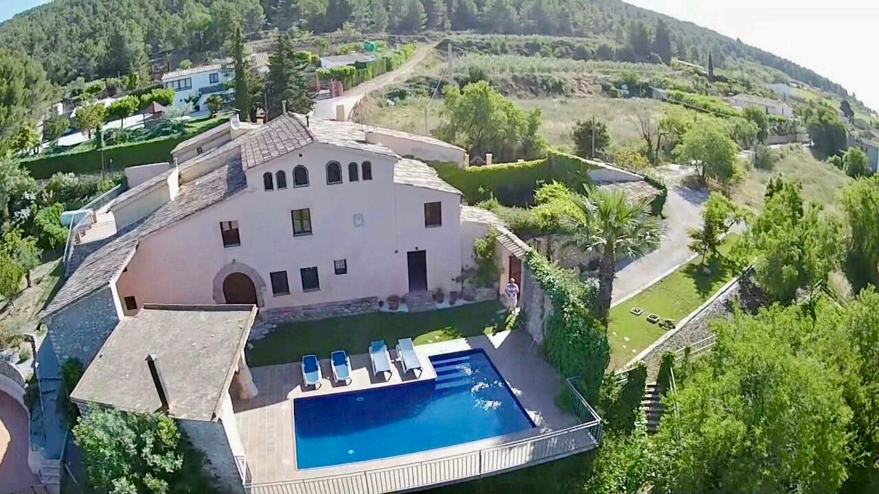 Exterior view of Country house for sale in Torrelles de Foix  with Heating, Private garden and Terrace