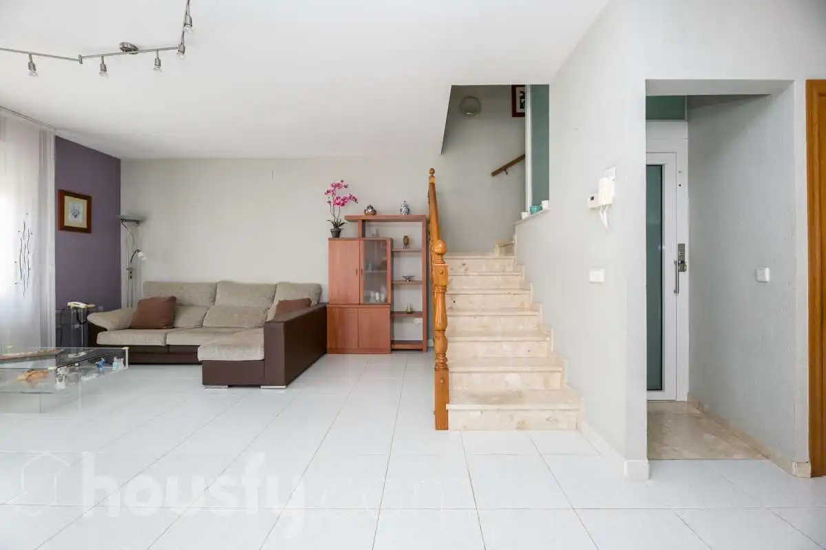 Casa o xalet en venda en Olèrdola amb Terrassa, Traster i Piscina