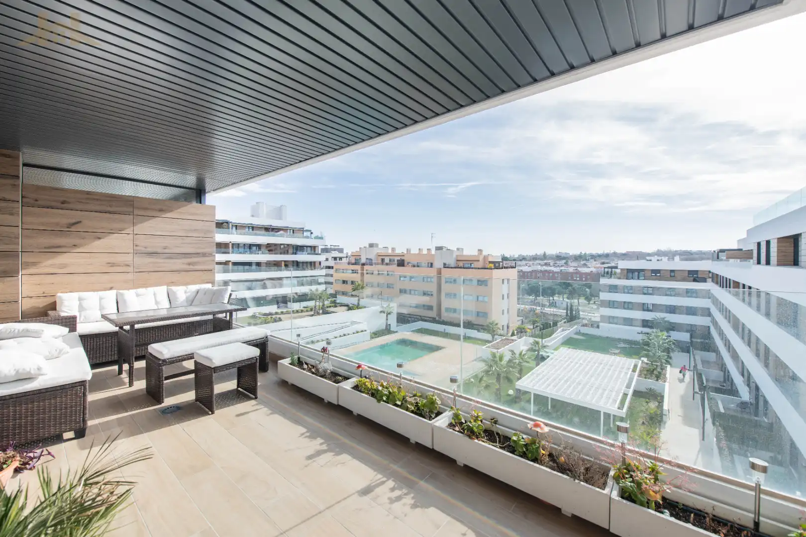 Piso con piscina en venta en Calle Monte Perdido, imagen 2