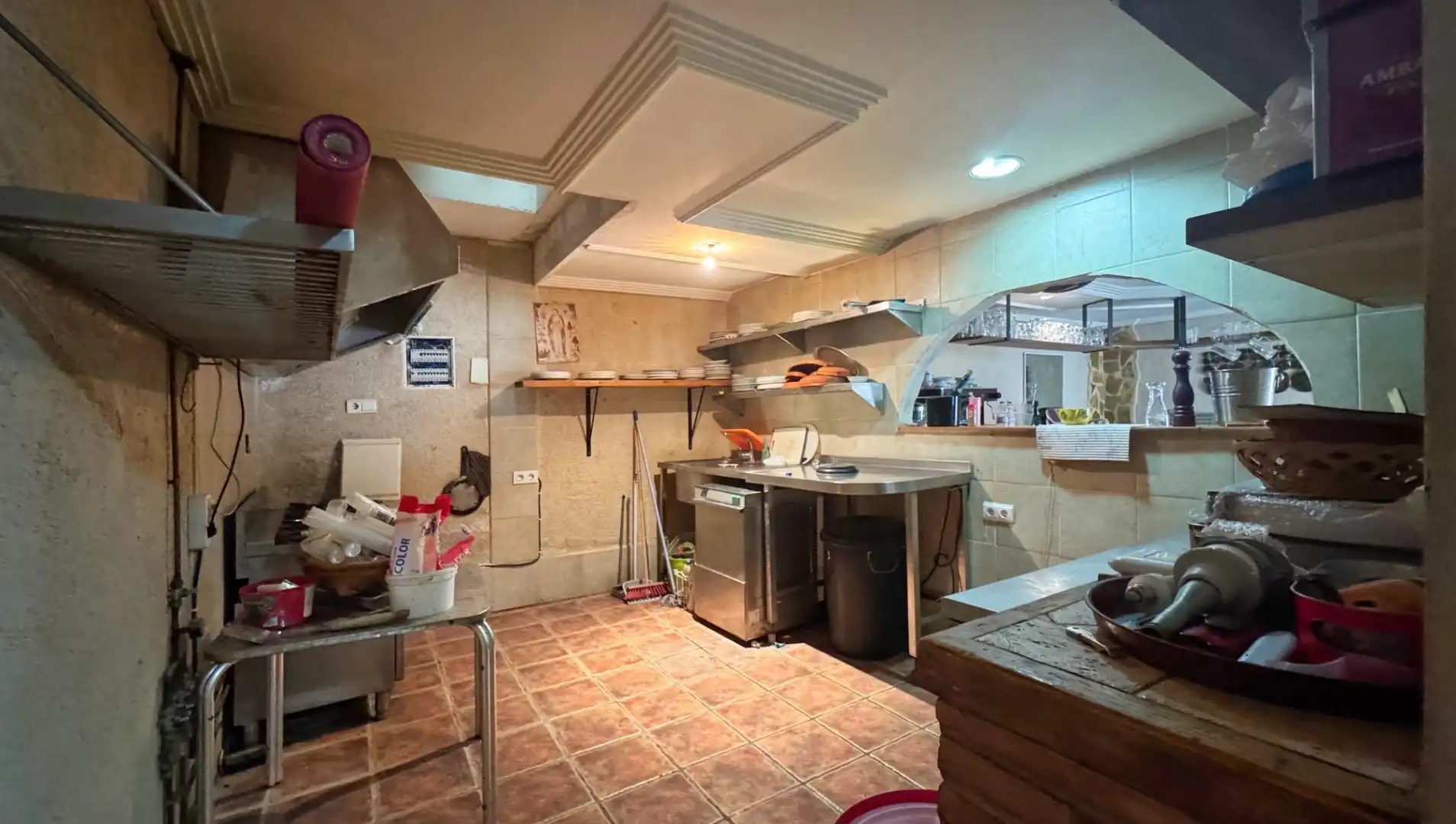 Cocina de Local en venta en La Vall d'Ebo con Amueblado