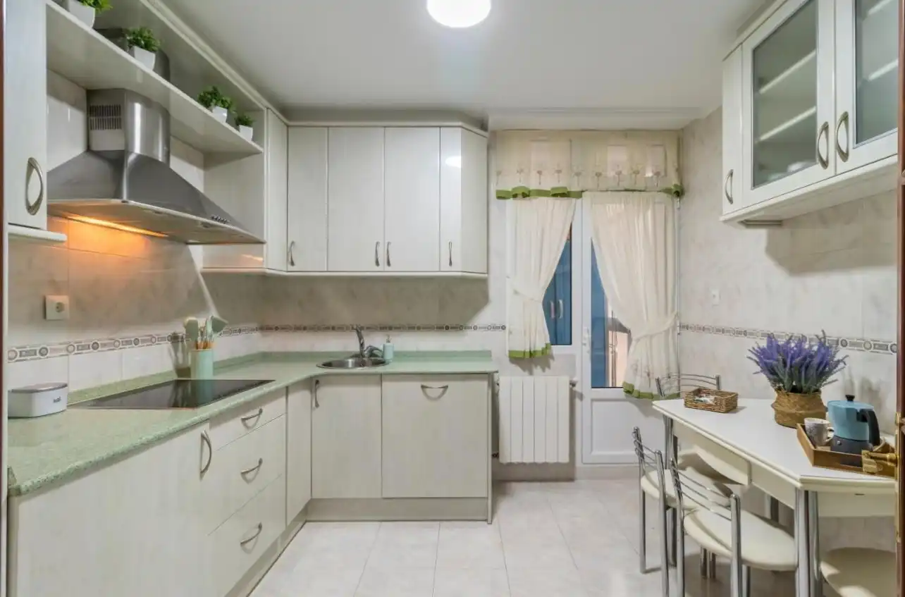 Küche von Wohnung zur Miete in San Vicente de la Barquera, Cantabria