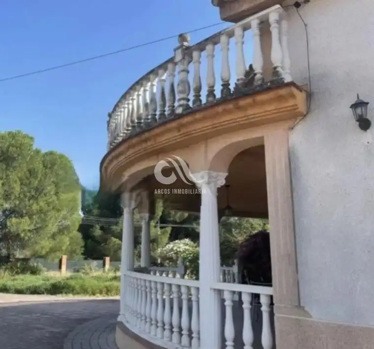 Villa con piscina in vendita a Periurbano Este - Campiña, imagen 4