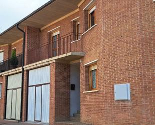 Vista exterior de Casa adosada en venda en Lerín amb Calefacció, Jardí privat i Traster