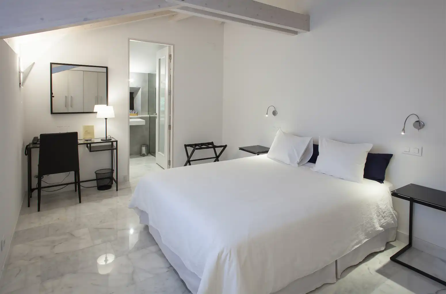 Edificio en venta en Luarca - Camino de Portizuelo, Valdés - Luarca