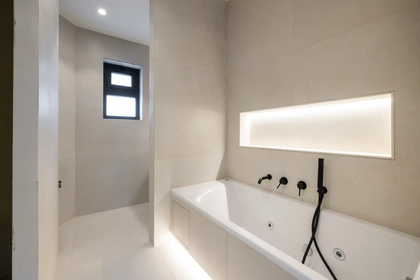 Bathroom of Houses for sale in Sant Cugat del Vallès