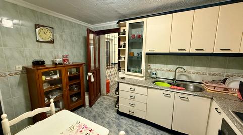 Foto 4 de Casa adosada en venta en Calle Tánger, Roquetas Pueblo, Almería