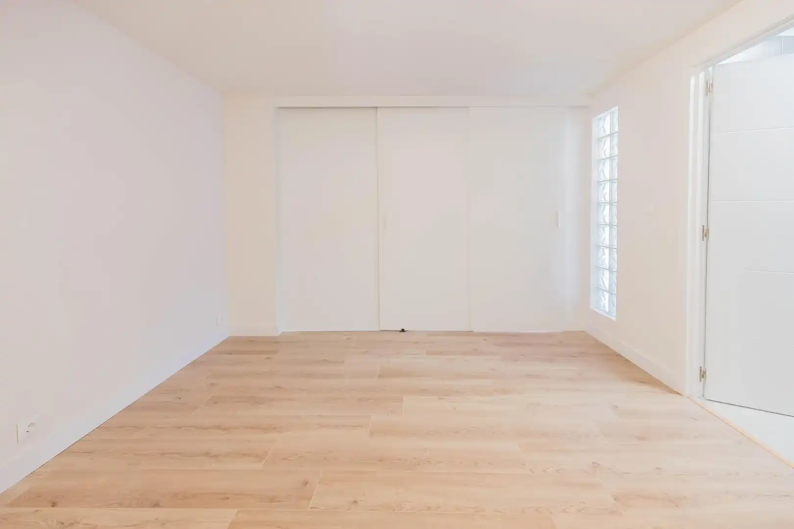 Bedroom of Apartments for sale in Benalmádena  with Air Conditioner, Terrace and Alarm