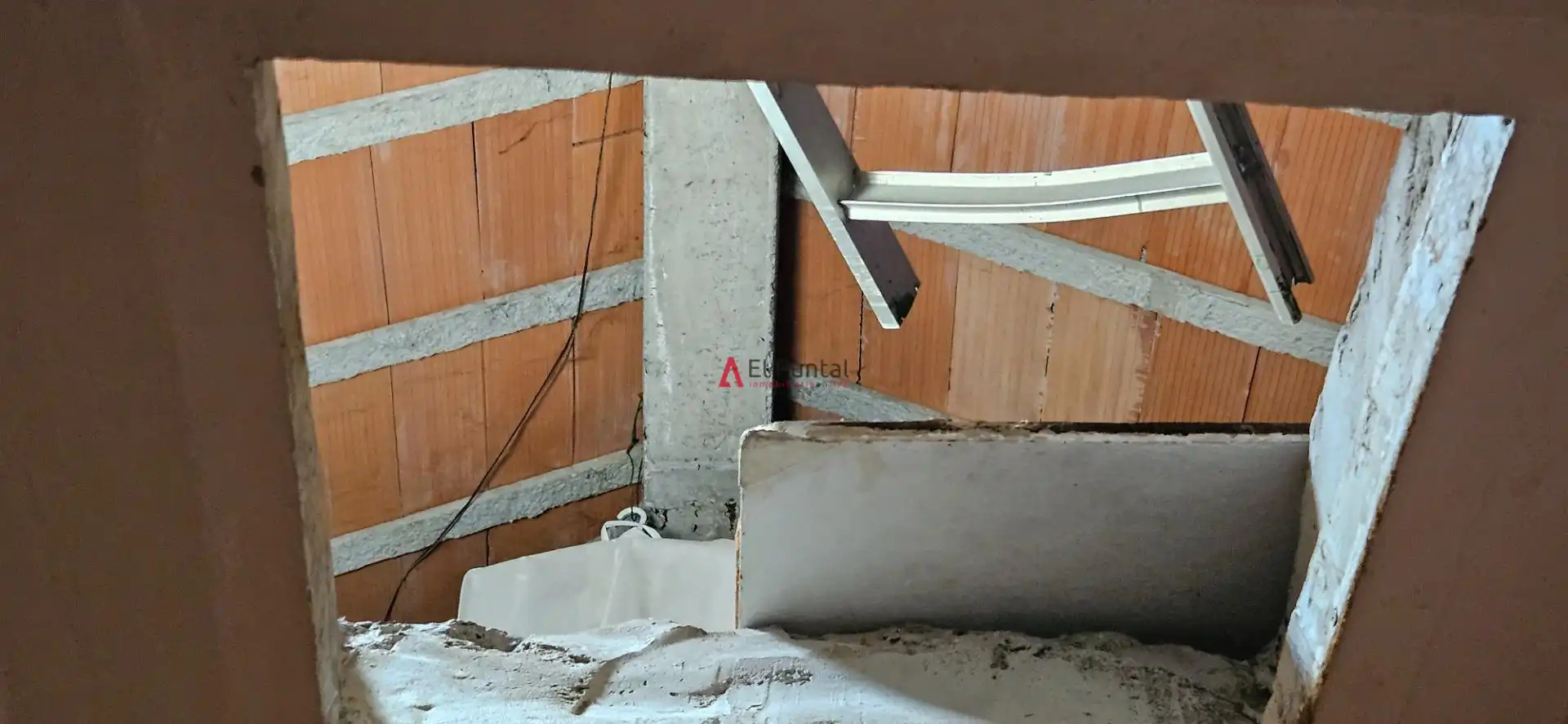 Casa rústica amb terrassa en venda a Voto, imagen 86