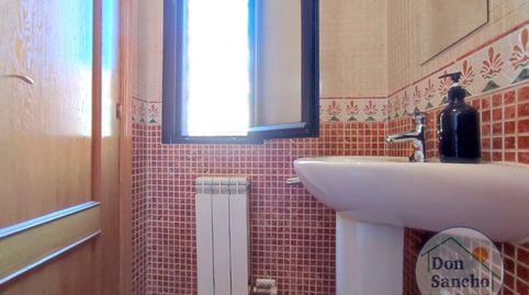 Foto 5 de Casa adosada en venta en Viana de Cega, Valladolid