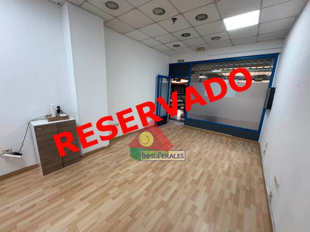 Local comercial en Alquiler en Calle de Groenlandia, 4 en Perales del Río