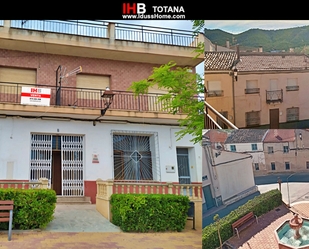 Vista exterior de Casa o xalet en venda en Lorca amb Terrassa i Balcó