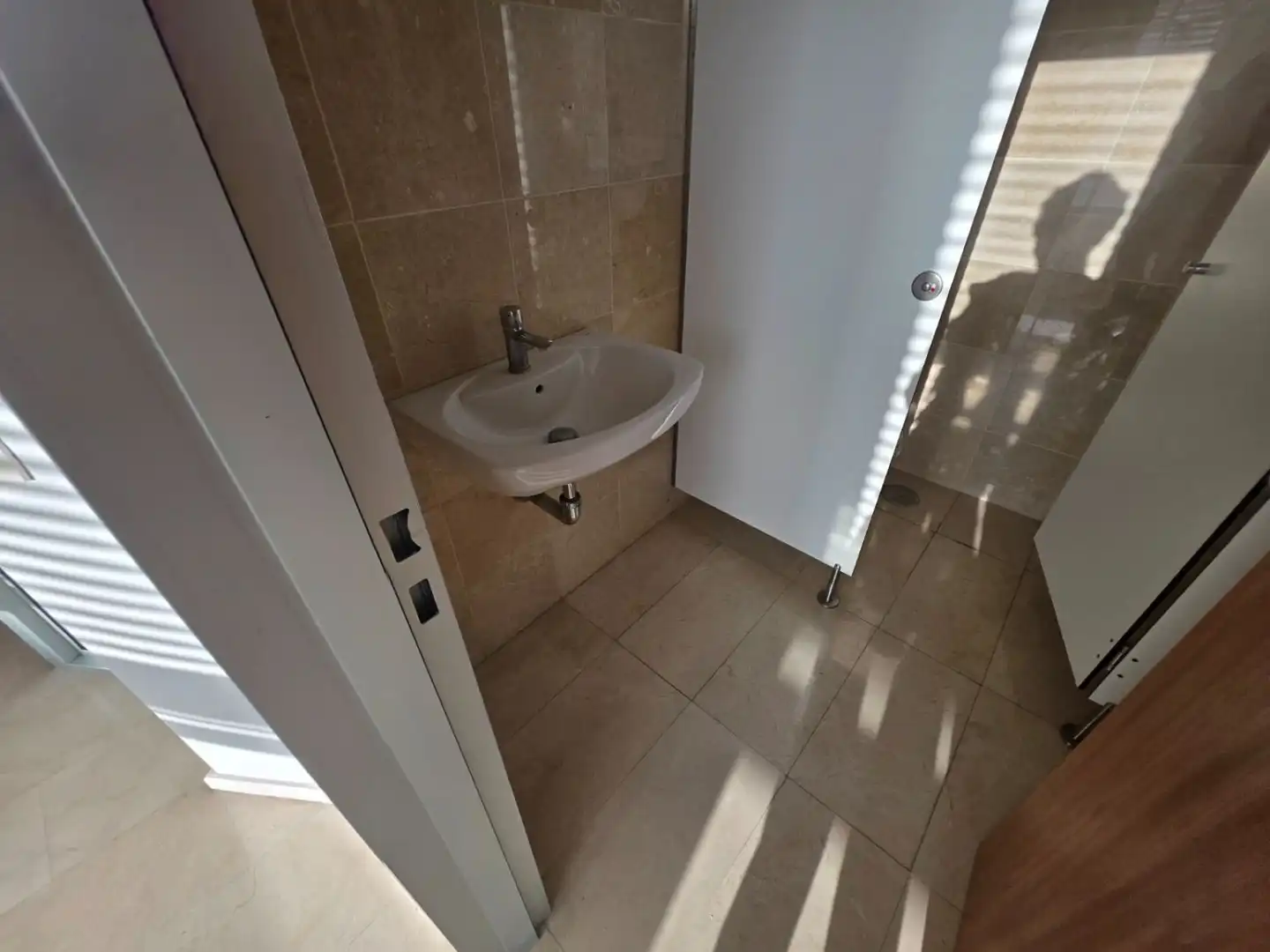 Bathroom of Office for rent in San Cristóbal de la Laguna