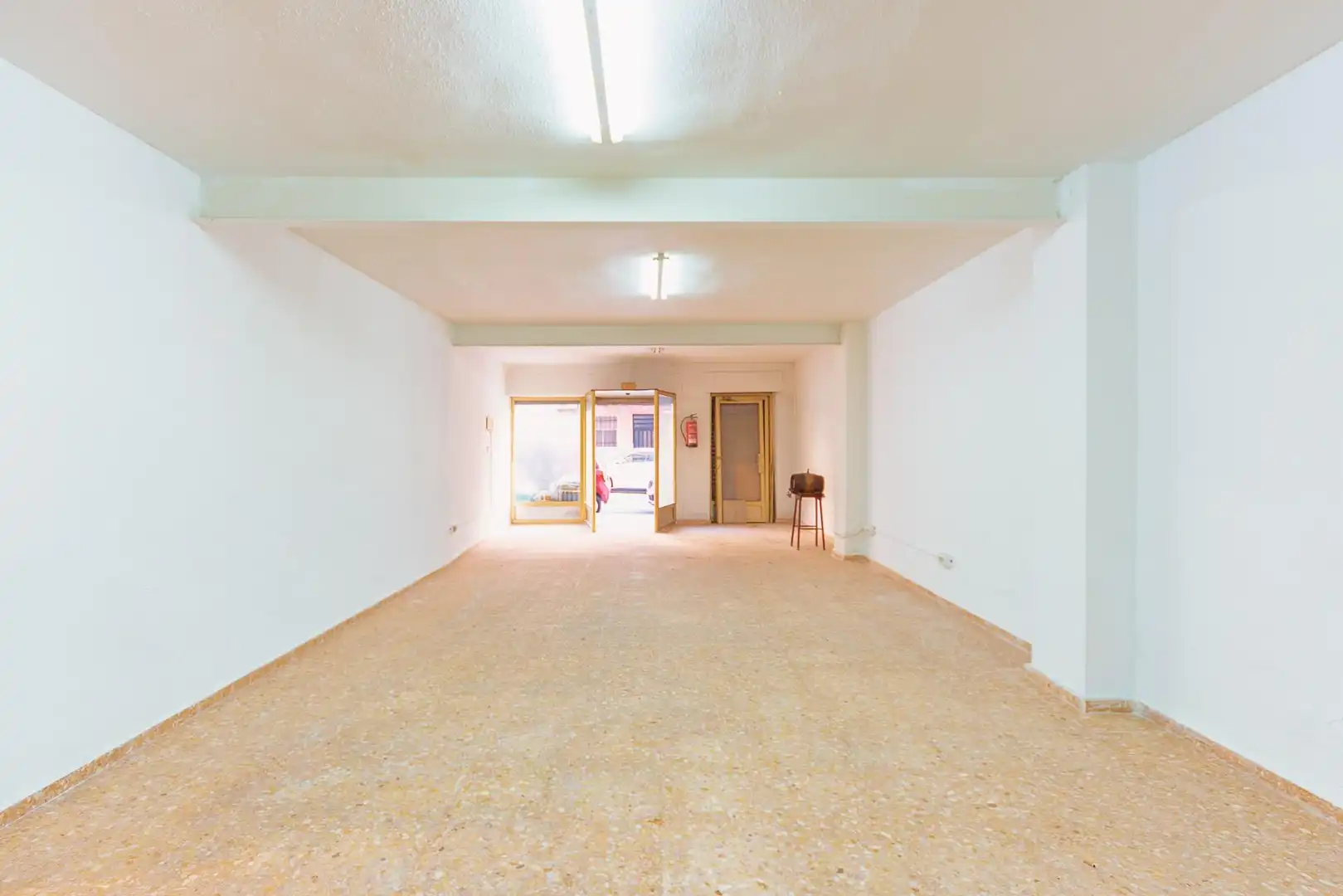 Local en venta en Calle MONSERRATE GUILABERT VALE, 77, Carrús Oeste