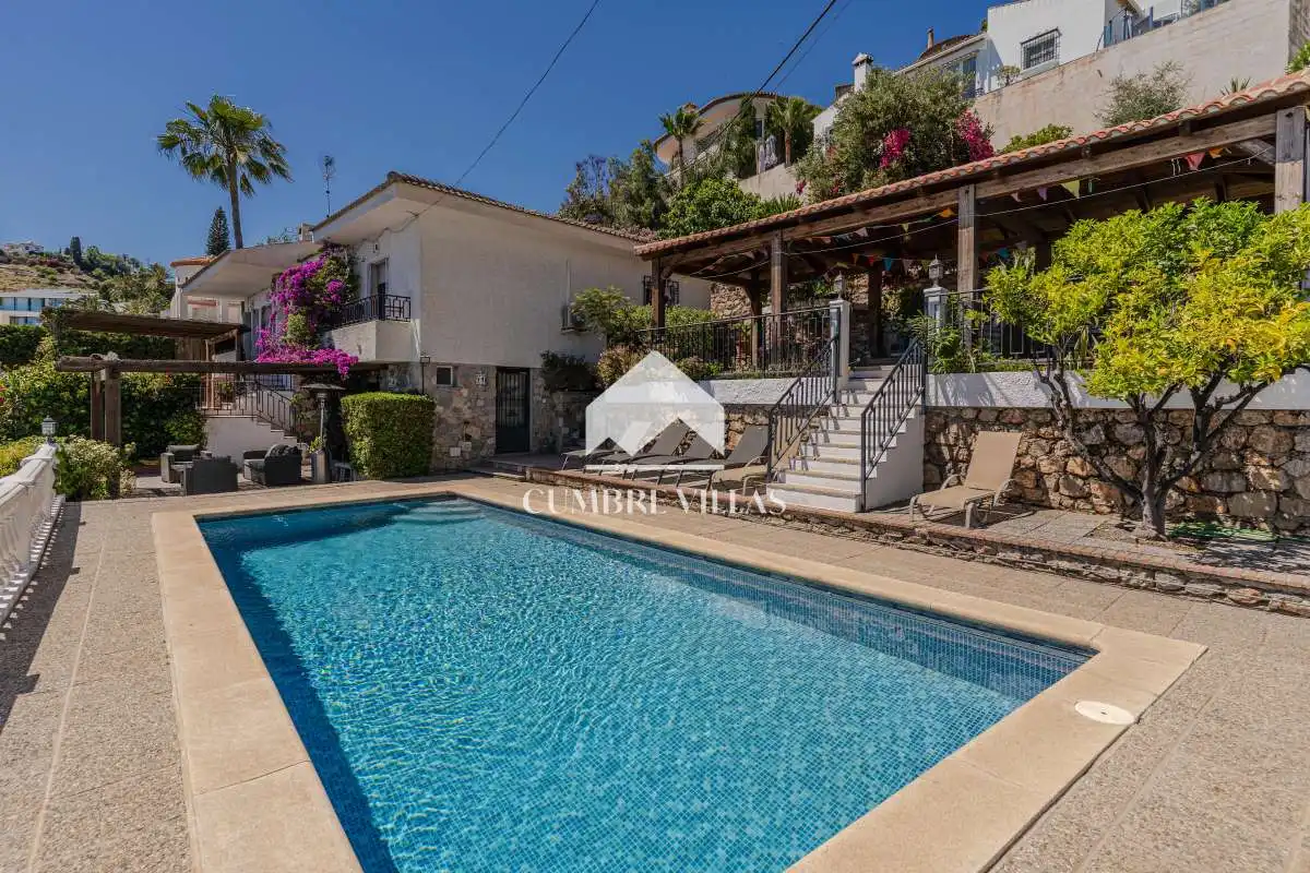 Exterior view of Houses for sale in Salobreña  with Private garden, Terrace and Internet