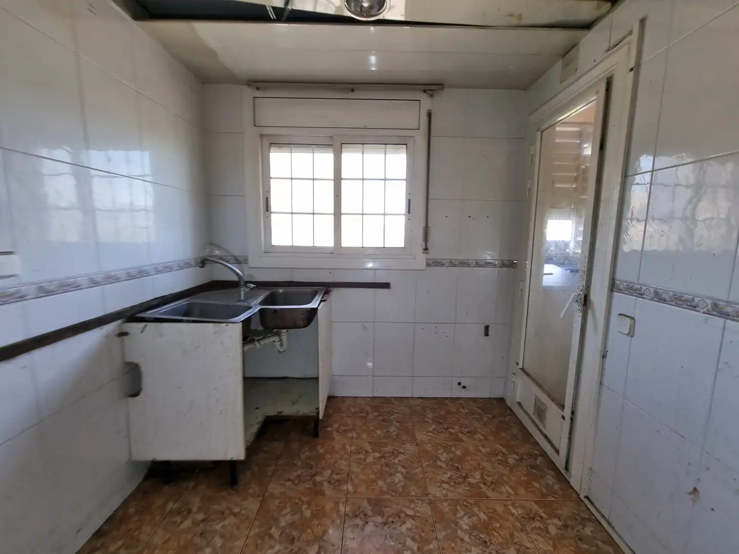 Küche von Wohnung zum Verkauf in Sant Boi de Llobregat